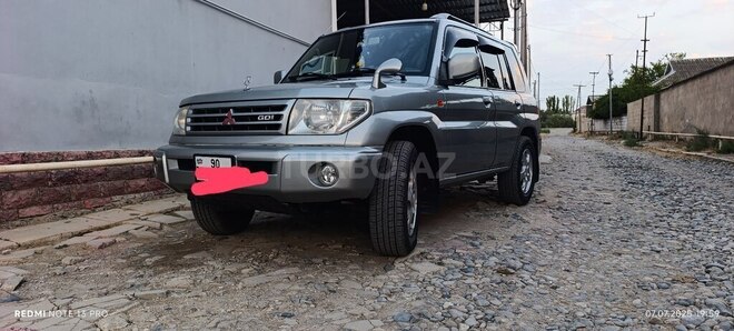 Mitsubishi Pajero io 2000, 209,568 km - 2.0 l - Neftçala