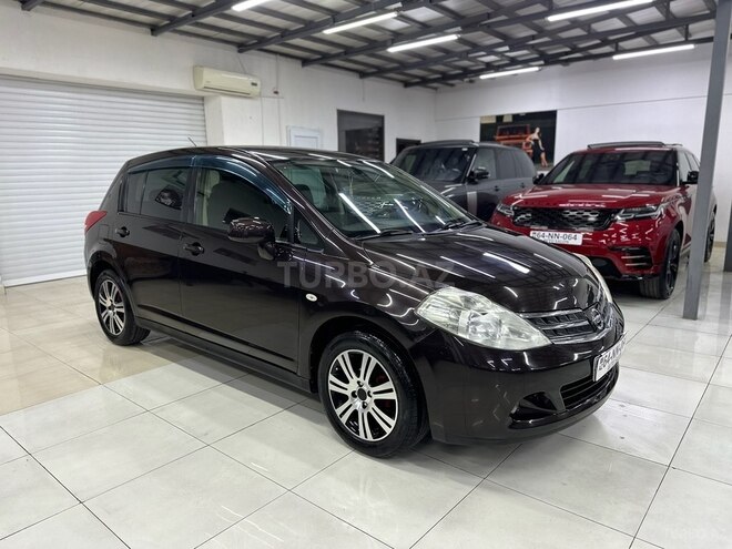 Nissan Tiida-3