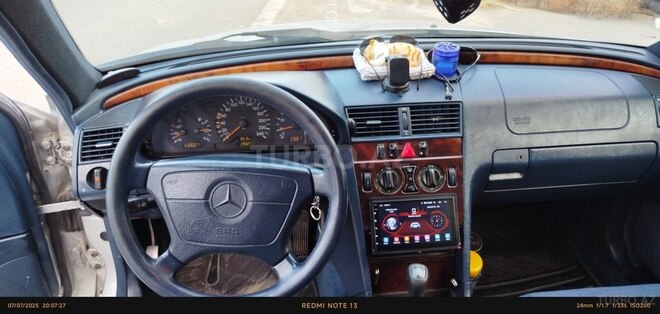 Mercedes C 180 1999, 293,271 km - 1.8 l - Göygöl