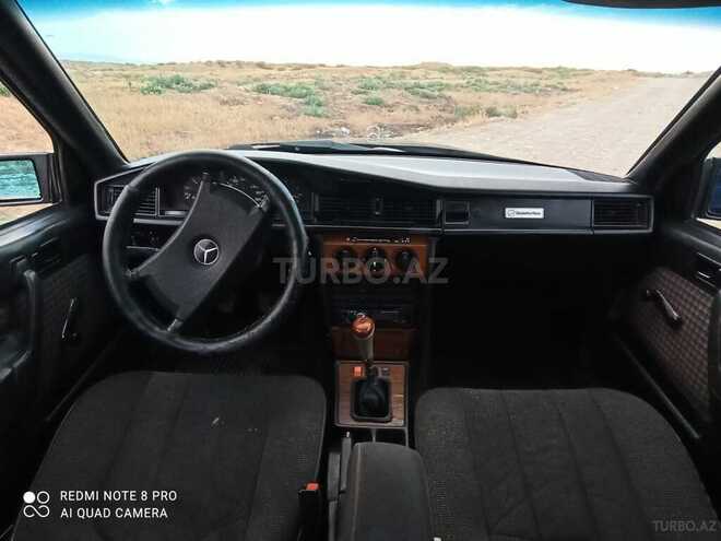 Mercedes 190 1992, 250,000 km - 2.0 л - Sumqayıt