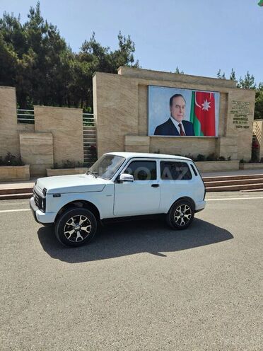 LADA (VAZ) Niva 2013, 180,000 km - 1.7 л - Quba