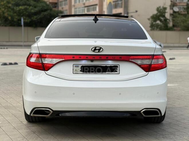 Hyundai Grandeur-2