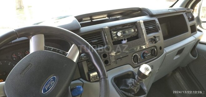 Ford Transit 2007, 218,000 km - 2.4 л - Balakən