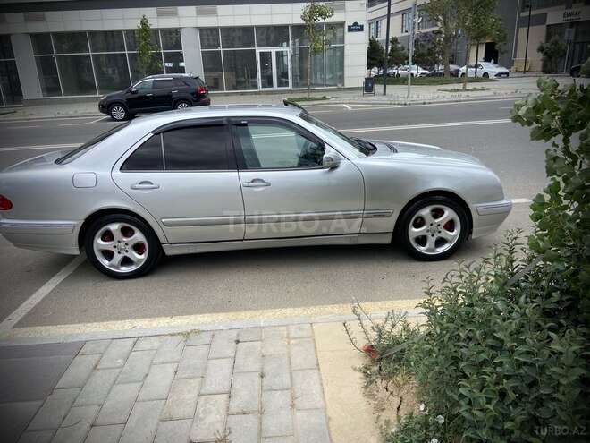 Mercedes E 240 2000, 278,000 km - 2.4 l - Bakı