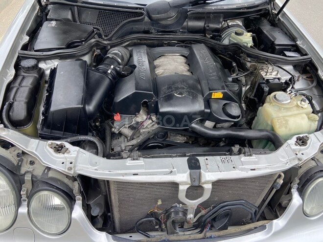 Mercedes E 240 2000, 278,000 km - 2.4 l - Bakı