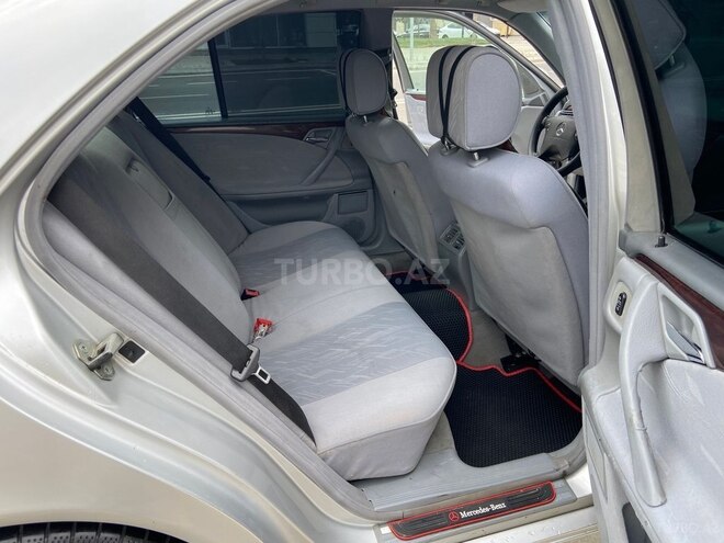 Mercedes E 240 2000, 278,000 km - 2.4 l - Bakı