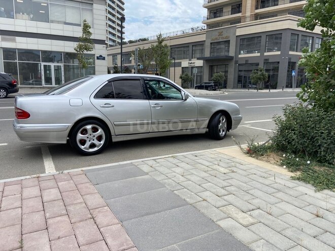 Mercedes E 240 2000, 278,000 km - 2.4 l - Bakı