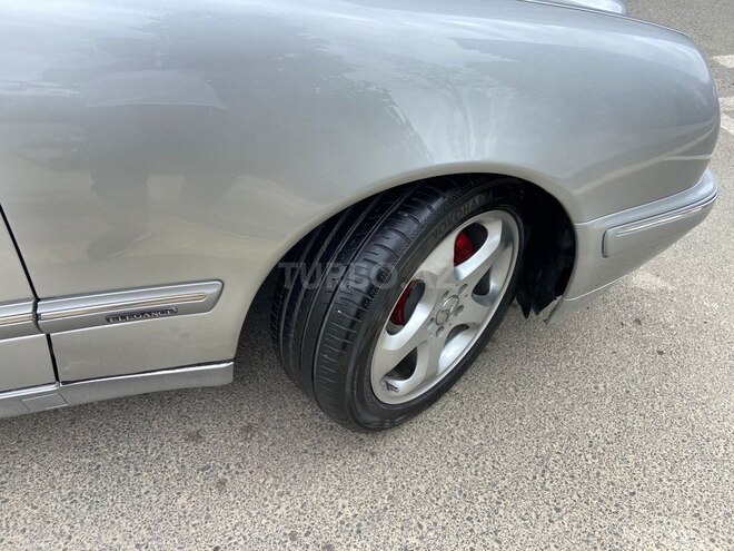 Mercedes E 240 2000, 278,000 km - 2.4 l - Bakı