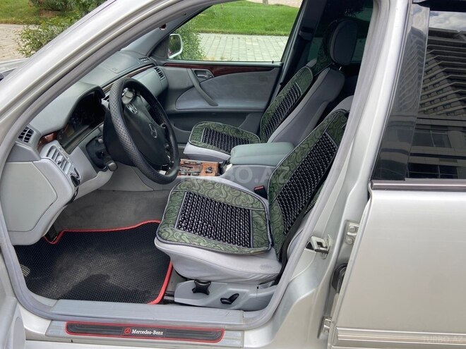 Mercedes E 240 2000, 278,000 km - 2.4 l - Bakı
