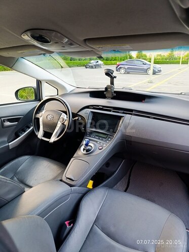 Toyota Prius 2011, 220,000 km - 1.8 l - Şəki