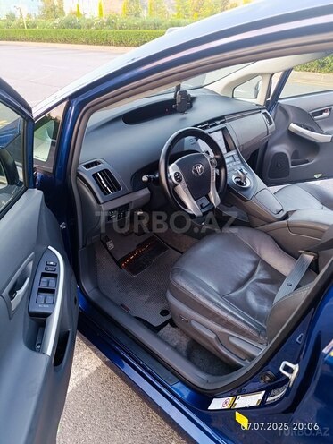 Toyota Prius 2011, 220,000 km - 1.8 l - Şəki