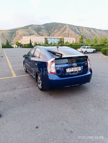 Toyota Prius 2011, 220,000 km - 1.8 l - Şəki