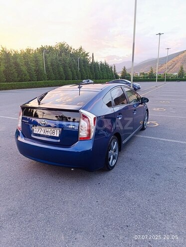 Toyota Prius 2011, 220,000 km - 1.8 l - Şəki