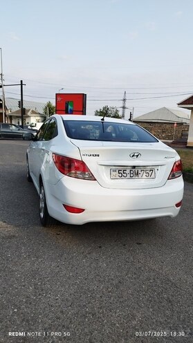 Hyundai Accent 2013, 183,563 km - 1.4 l - Şəki
