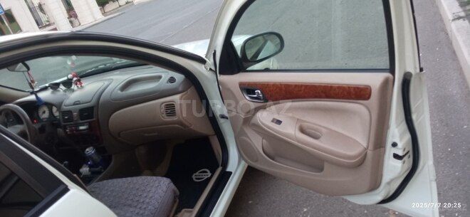 Nissan Sunny 2005, 291,891 km - 1.6 l - Gəncə