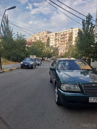 Mercedes C 180-11
