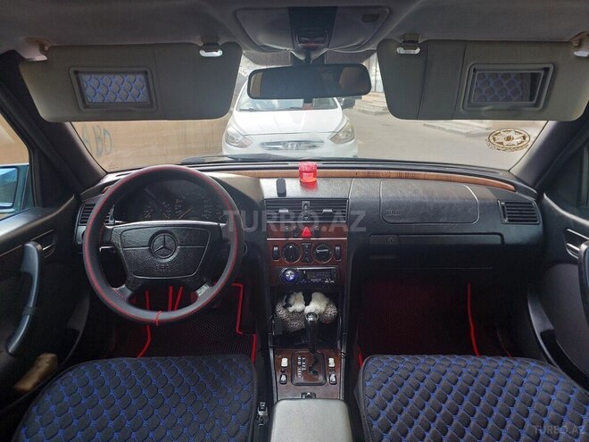 Mercedes C 180-6