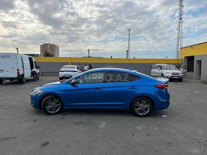 Hyundai Elantra 2017, 201,892 km - 2.0 л - Bakı