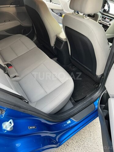 Hyundai Elantra 2017, 201,892 km - 2.0 л - Bakı