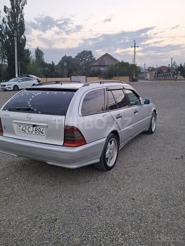 Mercedes C 220 d 2000, 444,111 km - 2.2 l - Lənkəran