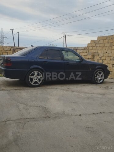 Mercedes C 220 d 1999, 355,000 km - 2.2 l - Bakı