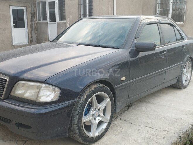 Mercedes C 220 d 1999, 355,000 km - 2.2 l - Bakı