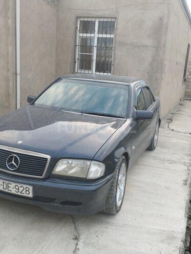 Mercedes C 220 d 1999, 355,000 km - 2.2 l - Bakı