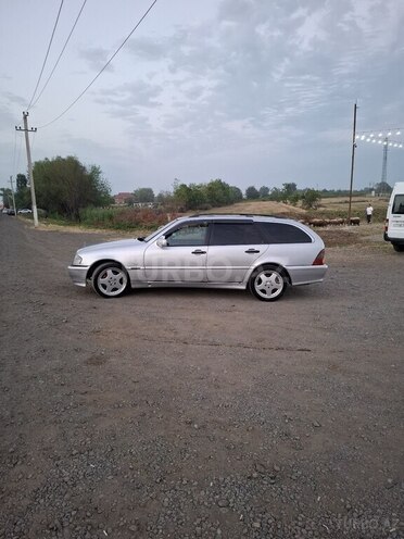 Mercedes C 220 d 2000, 444,111 km - 2.2 l - Lənkəran