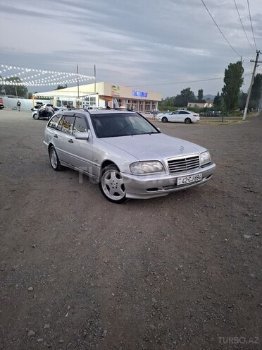 Mercedes C 220 d 2000, 444,111 km - 2.2 l - Lənkəran