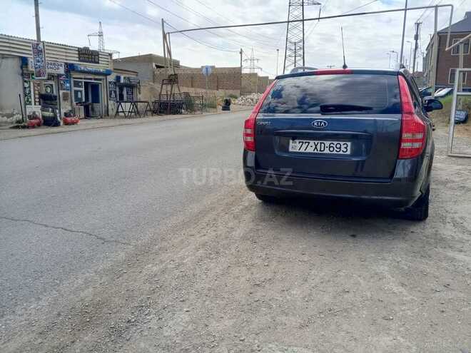 Kia  2009, 250,000 km - 1.4 l - Bakı