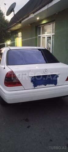 Mercedes C 180 1995, 352,000 km - 1.8 l - Qax