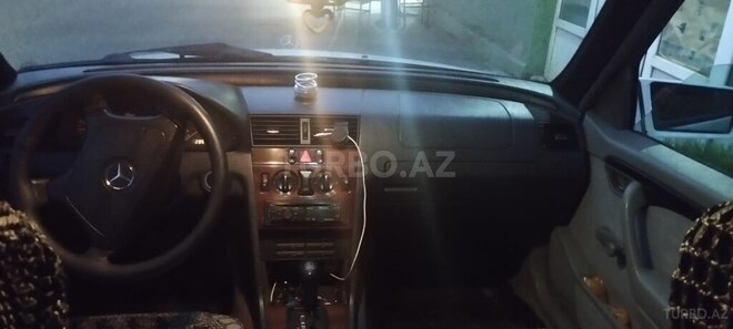 Mercedes C 180 1995, 352,000 km - 1.8 l - Qax
