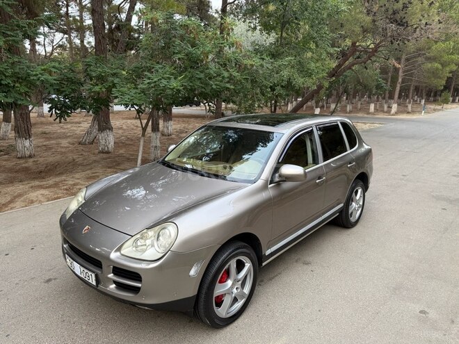 Porsche Cayenne-2