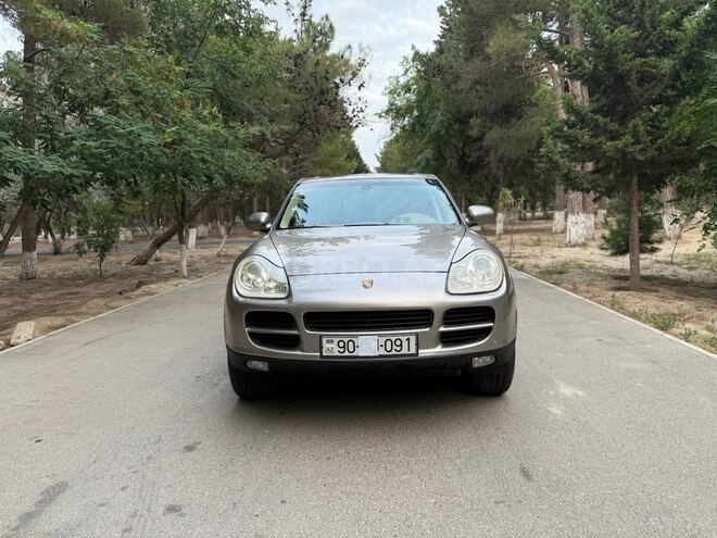 Porsche Cayenne-3