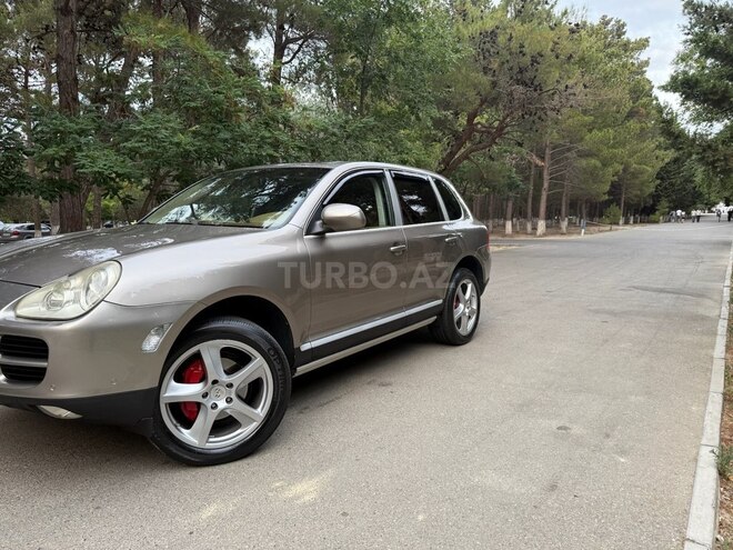 Porsche Cayenne-18
