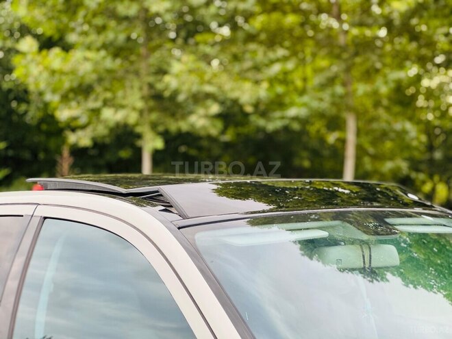 Mercedes E 280-12