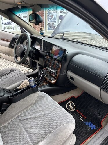 Opel Omega 1996, 454,545 km - 2.0 l - Bakı