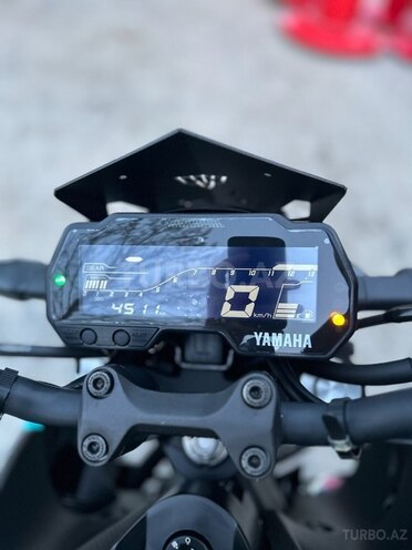 Yamaha MT-15-8