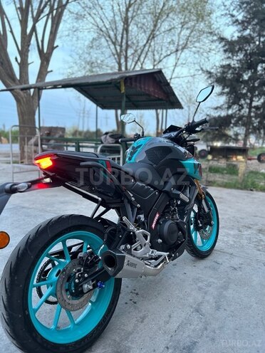 Yamaha MT-15-6