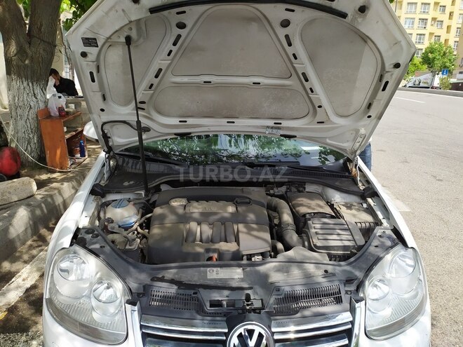 Volkswagen Jetta 2009, 102,012 km - 1.6 l - Bakı