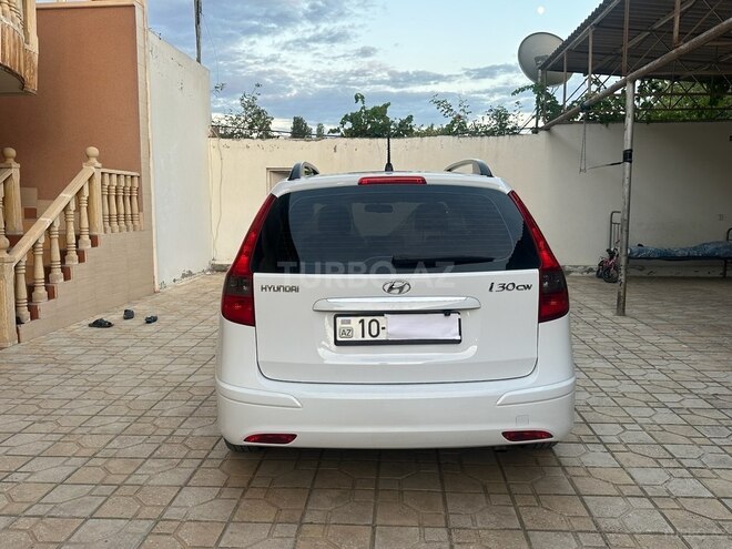 Hyundai i30 2011, 231,500 km - 1.4 l - Şəmkir