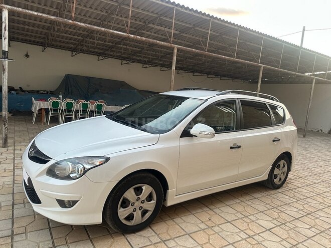 Hyundai i30 2011, 231,500 km - 1.4 l - Şəmkir