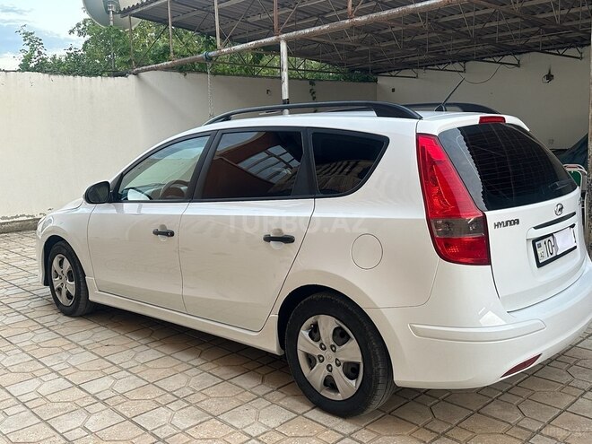 Hyundai i30 2011, 231,500 km - 1.4 l - Şəmkir