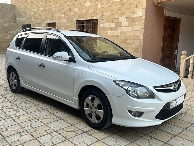 Hyundai i30 2011, 231,500 km - 1.4 l - Şəmkir