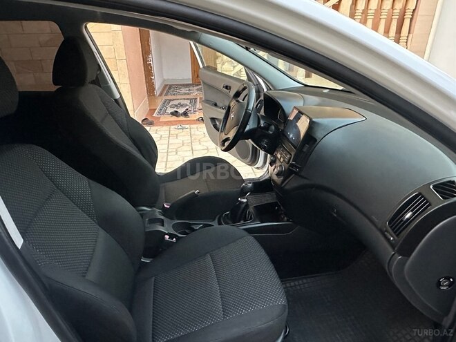 Hyundai i30 2011, 231,500 km - 1.4 l - Şəmkir