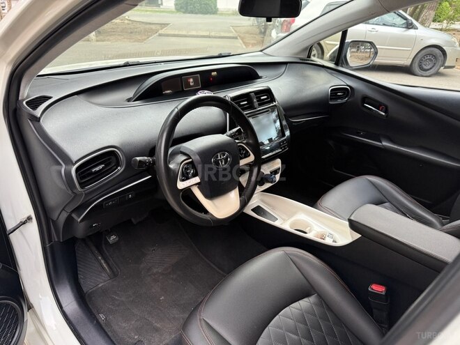Toyota Prius 2018, 139,500 km - 1.8 л - Bakı