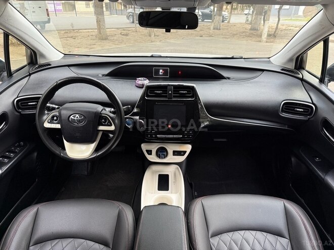 Toyota Prius 2018, 139,500 km - 1.8 л - Bakı