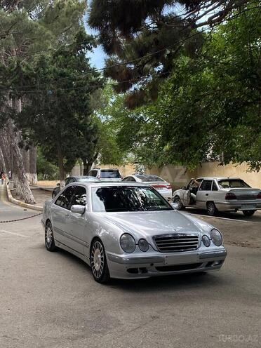 Mercedes E 270 1999, 250,000 km - 2.7 л - Sumqayıt