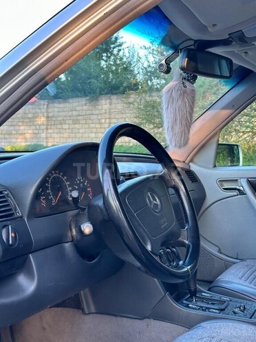 Mercedes C 230 1999, 368,588 km - 2.3 л - Quba