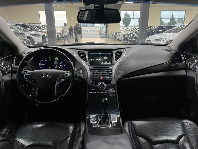 Hyundai Grandeur-10